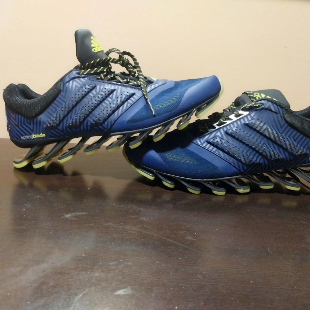 Adidas springblades